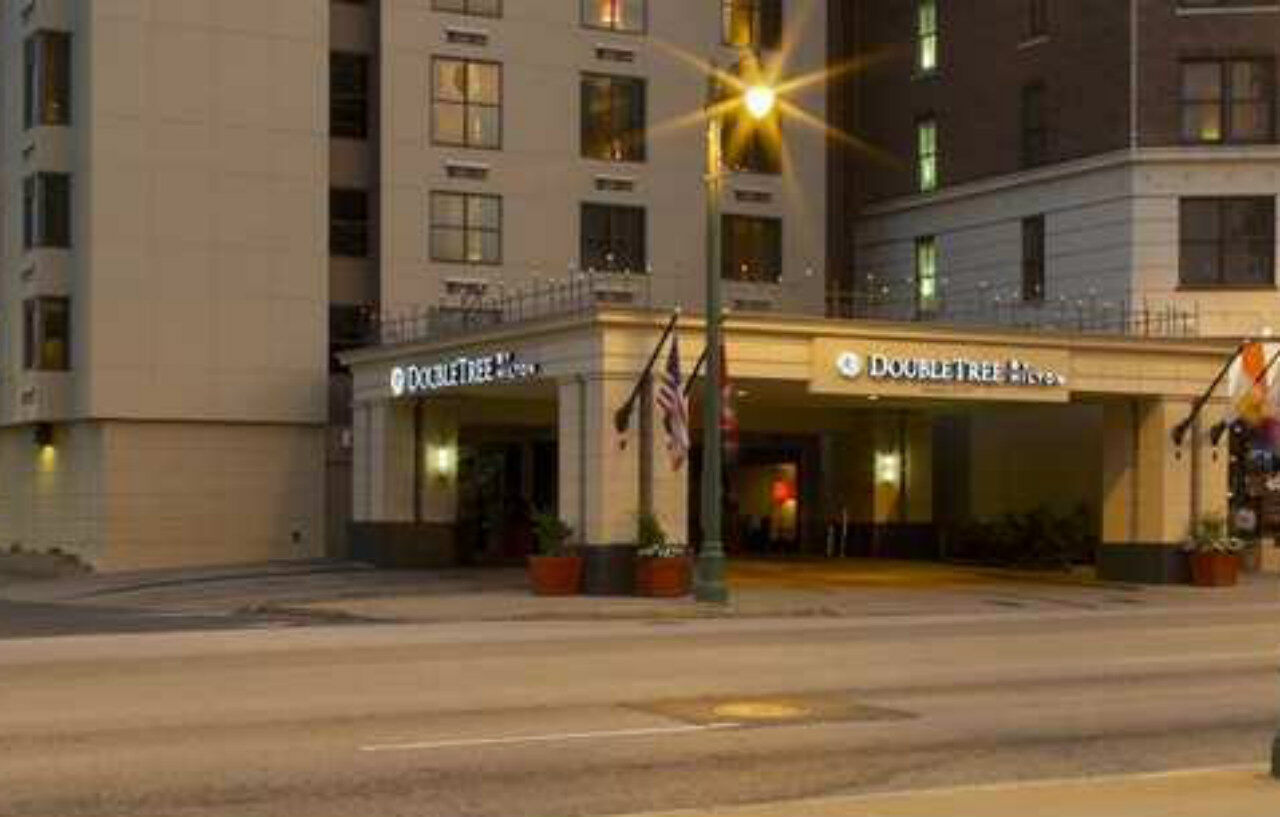 Doubletree By Hilton Memphis Downtown Hotel Екстериор снимка
